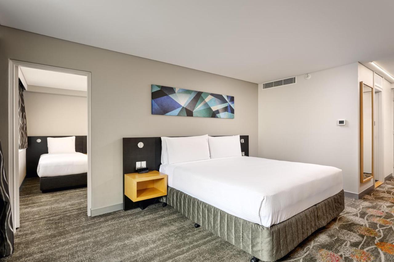 Holiday Inn Perth City Centre By Ihg Exteriör bild